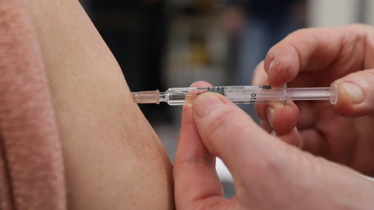 La FDA aprueba el uso de emergencia de la vacuna de Pfizer en Estados Unidos