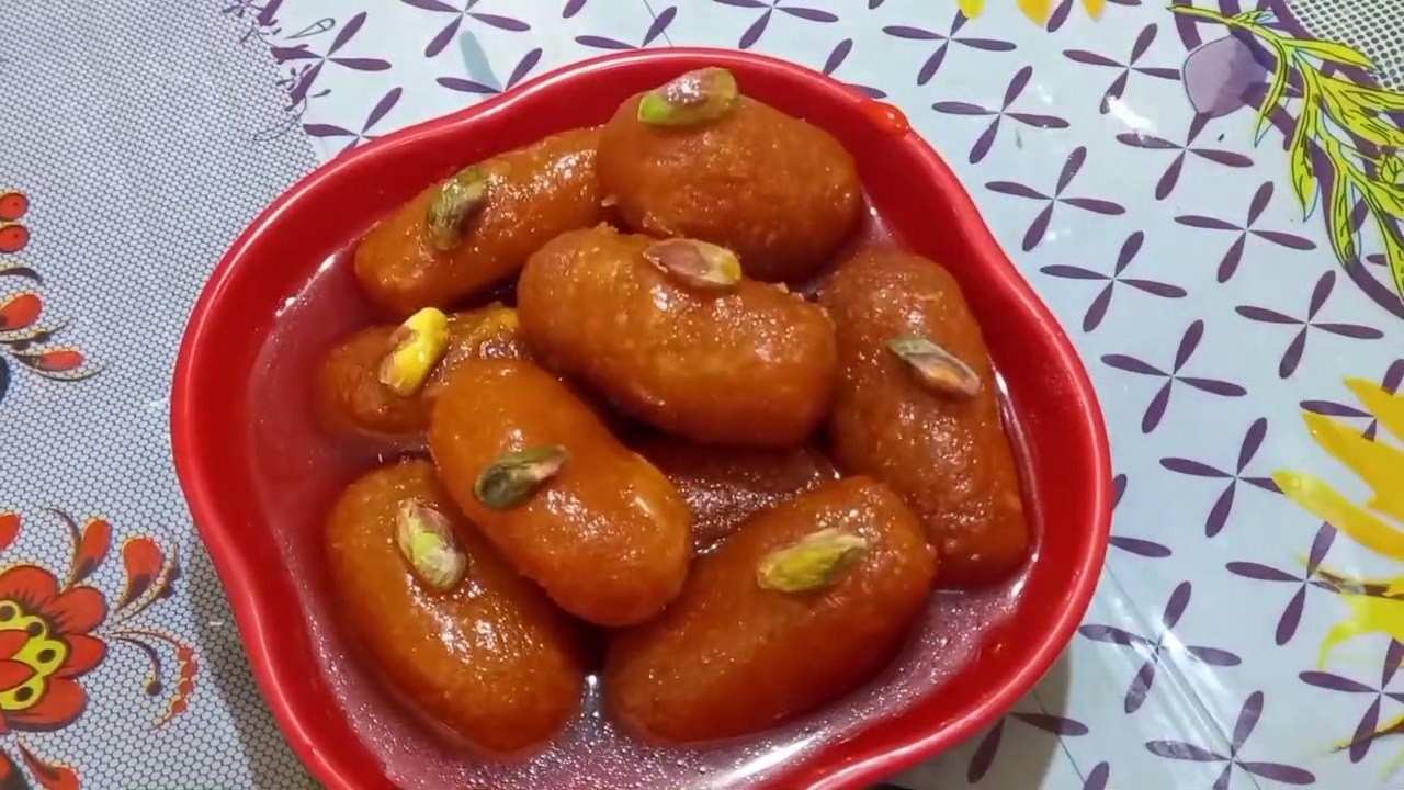 Paneer ke gulab jamun without khoya। घर पर पनीर बनाये बहुत ही आसान तरीके से व एक दम स्वादिष्ट