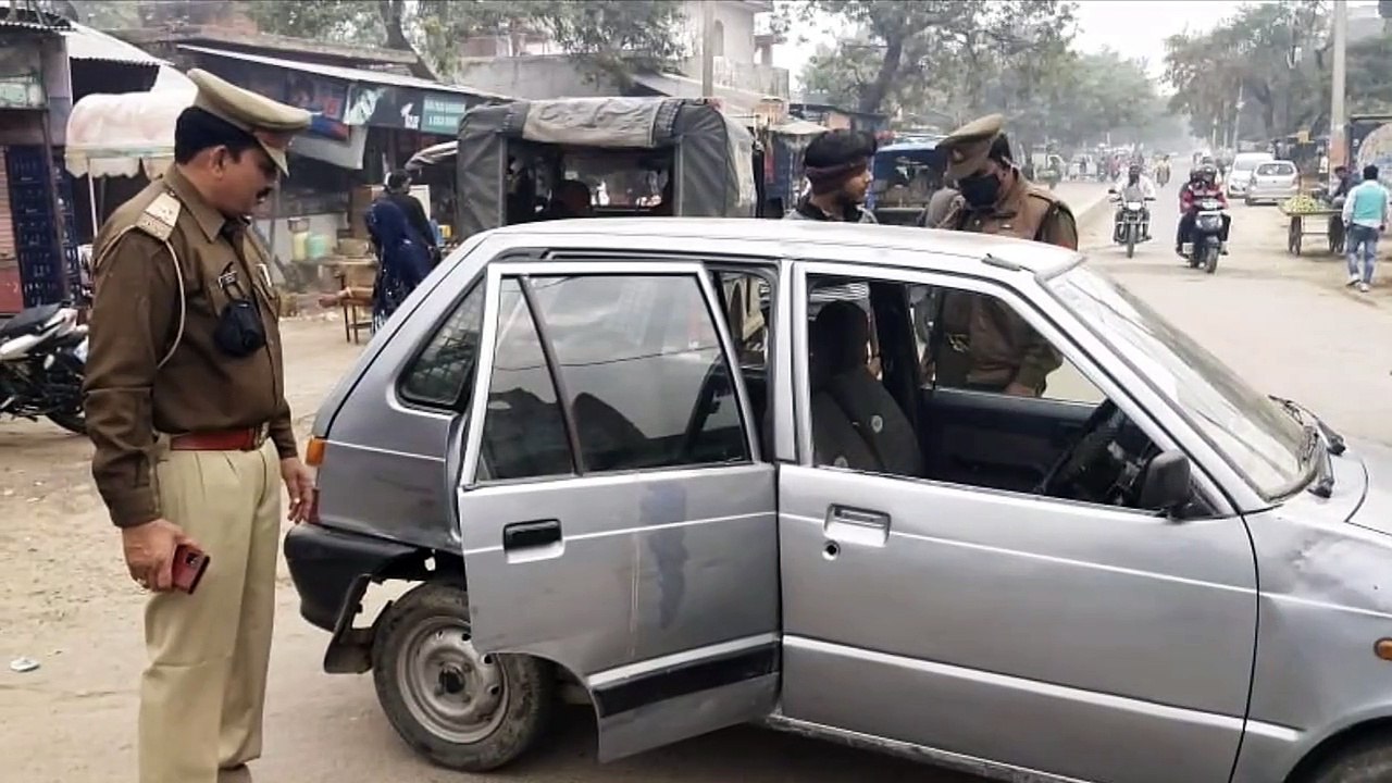 पुलिस ने क्राइम को रोकने के लिए चलाया चेकिंग अभ...