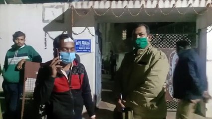 बाइक सवार लुटेरों ने व्यापारी को मारी गोली
