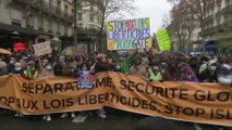 Manifestation contre la loi Sécurité globale: le cortège parisien s'est élancé