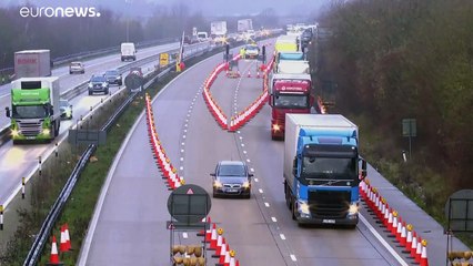 Бизнес готовится к росту затрат в случае "брексита" без сделки