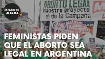 VEAN a FEMINISTAS en la calle GRITANDO CONSIGNAS en favor del ABORTO LEGAL en ARGENTINA