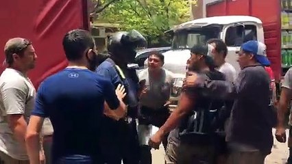 Discusión previa a los golpes al inspector de tránsito del accidente