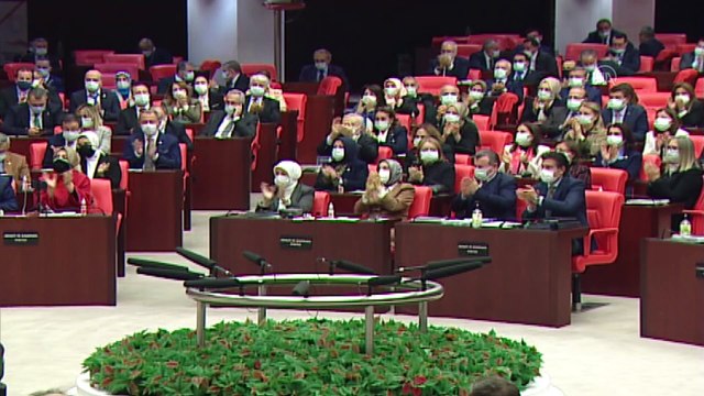 TBMM - Kurum: 'HDP vekili kendince bize çevrecilik, şehircilik dersi veriyor. Biz sizin çevreciliğinizi Diyarbakır sokaklarında, dünya mirası Sur’un sokaklarında gördük'