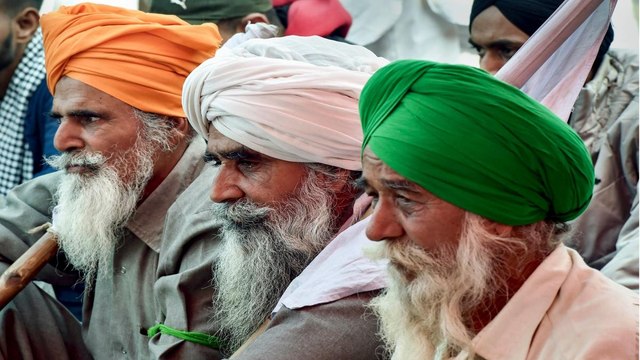 Nonstop 100: Farmers threaten to intensify agitation