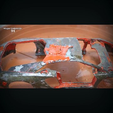Lamborghini Aventador Restoration Abandoned model