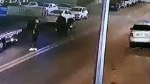Başkentte bir kadının çantasını çalan motosikletli kapkaç şüphelisi çalıştığı iş yerinde yakalandı