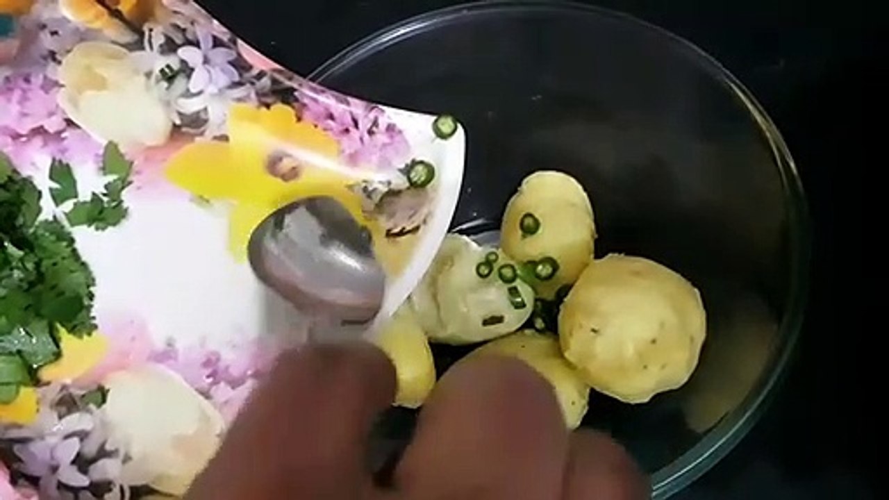 Untitled Aloo Cheese Sandwich Recipe I Potato Cheese Sandwich I Aloo Cheese Sandwich on tawa I Breakfast Recipe I Easy Sandwich Recipe Iby Safina kitchen