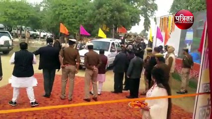 मेरठ पहुंचे मुख्यमंत्री योगी आदित्यनाथ ने किया कई योजनाओं का शिलान्यास देखें वीडियो