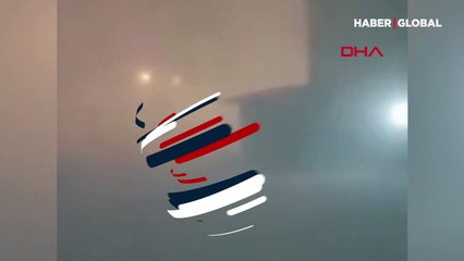 Rusya'da şehri felç eden fırtına böyle görüntülendi