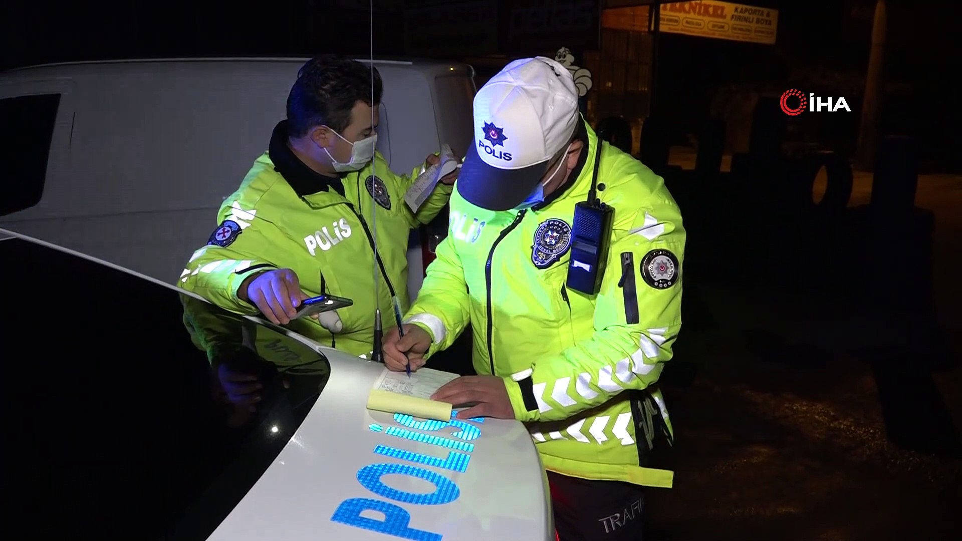 Polis Sahte Ehliyeti Fark Edince Alkollu Surucu Kacti Polis Kovaladi Dailymotion Video