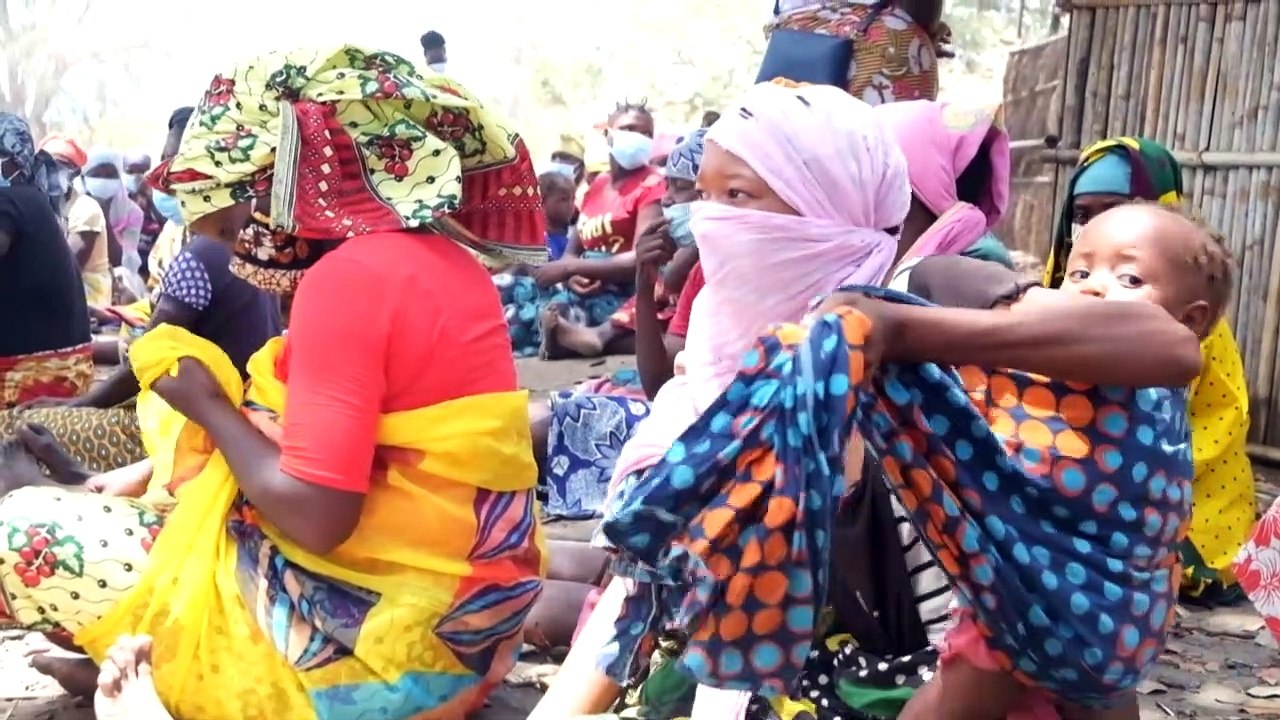 Mozambique: thousands of displaced people struggle to survive in Pemba camp