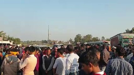ट्रक की टक्कर से मासूम की मौत, आक्रोशित ग्रामीणों ने नेशनल हाईवे किया जाम