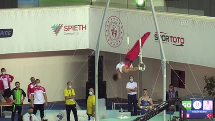 MERSİN - Milli sporcu İbrahim Çolak, halka aletinde altın madalya kazandı