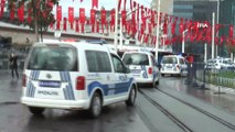 İstanbul’da merak uyandıran polis konvoyu