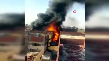 Mısır'da boya ve tiner fabrikasında büyük yangın
