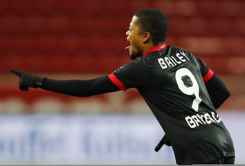 Bundesliga : Leon Bailey nettoie la lucarne !