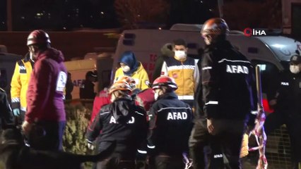 Ankara'da iki işçi göçük altında kaldı