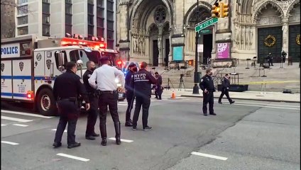 Atirador baleado pela polícia em Nova York
