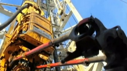 Government payments to oil refineries will start next month