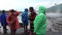 Banjir Lahar Gunung Semeru Kembali Terjang Sungai