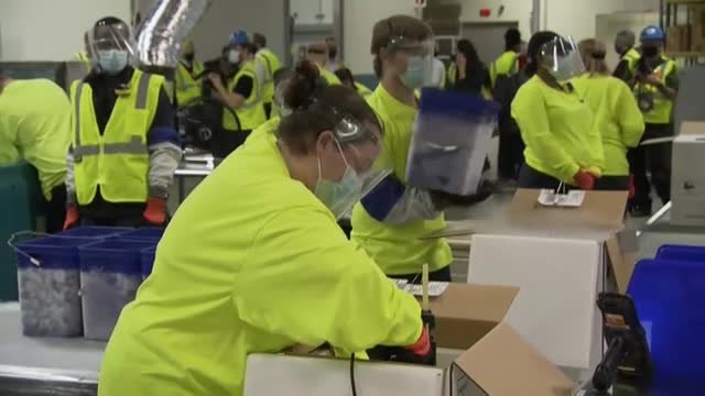 Hoy comienza la vacunación de los más vulnerables y del personal sanitario en Estados Unidos