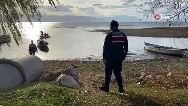 Sular çekildi İznik Gölü’nde tarihi çapa bulundu, müzeye teslim edildi
