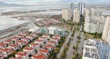 İzmir’de deniz taştı: Felaketin boyutu havadan görüntülendi