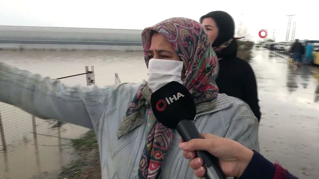 Antalya'da kuvvetli yağış sonrası  tarım arazileri sular altında kaldı