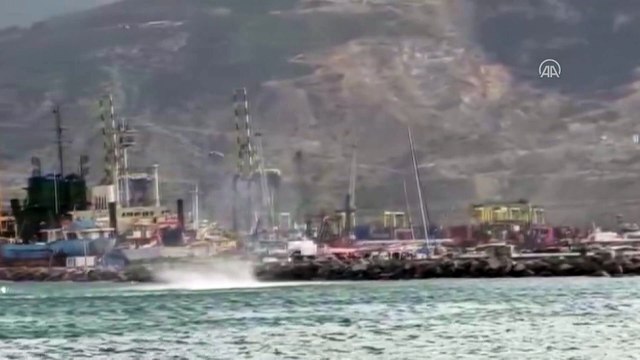 HATAY - İskenderun Körfezi'nde deniz yüzeyinde hortum çıktı