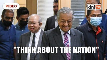 Dr M_ Gov't could fall tomorrow, MPs should think about nation first