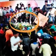 Guests Go Berserk For Cake At Sharad Pawar's Birthday Celebrations