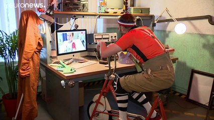 Far ridere in corsia: la missione difficile dei clown ai tempi del Covid-19