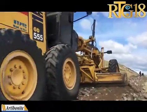 Nader Joiséus minisTPTC a nan kad vizit li nan Latibonit pou evalye eta avansman diferan chantye.