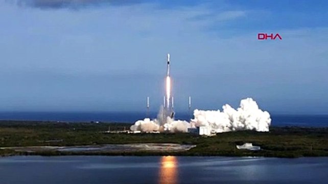SpaceX, SiriusXM uydusunu başarılı bir şekilde uzaya fırlattı