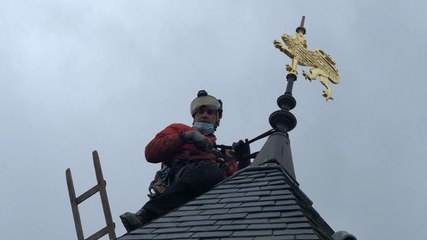 La cathédrale Saint-Pierre retrouve sa girouette