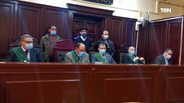 شاهد لحظة الحكم بالإعدام على مغتصب سيدة أمام زوجها بمقابر الإسماعيلية