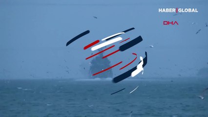 Rus savaş gemileri peş peşe İstanbul Boğazı'ndan geçti!