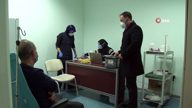 Malatya’da gönüllülere vurulan Çin aşısında rapor edilen bir yan etki görülmedi