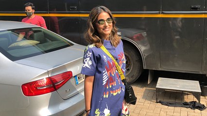 Hina Khan spotted at Springs, Island city center Dadar |FilmiBeat