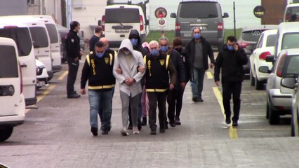 DÜZCE - TMSF'ye devredilen şirketin otomobillerini çalıp sattıkları iddiasıyla 5 şüpheli yakalandı
