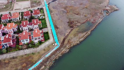 İZMİR - DRONE - Taşkını önlemek amacıyla denizin önüne set çekiliyor