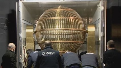 Los bombos del sorteo de Navidad llegan el Teatro Real