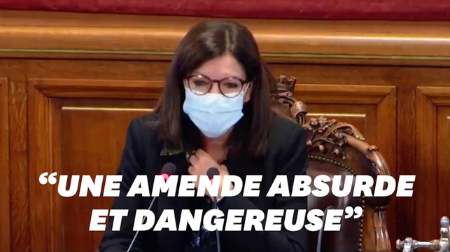 Anne Hidalgo invite les femmes à venir avec elle régler l'amende pour non-respect de la parité