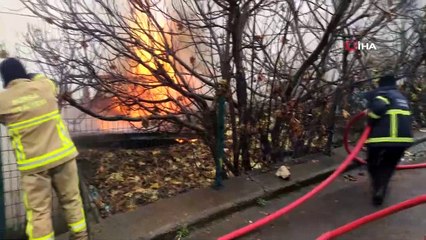 Soba yangını evi kullanılamaz hale getirdi