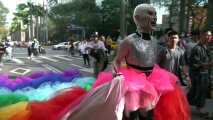 Direitos gays avançam