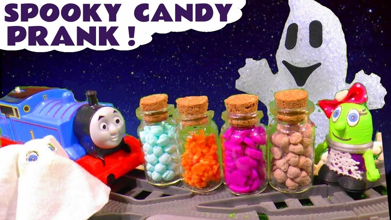 Spooky Halloween Candy Prank with the Funny Funlings and Thomas and ...