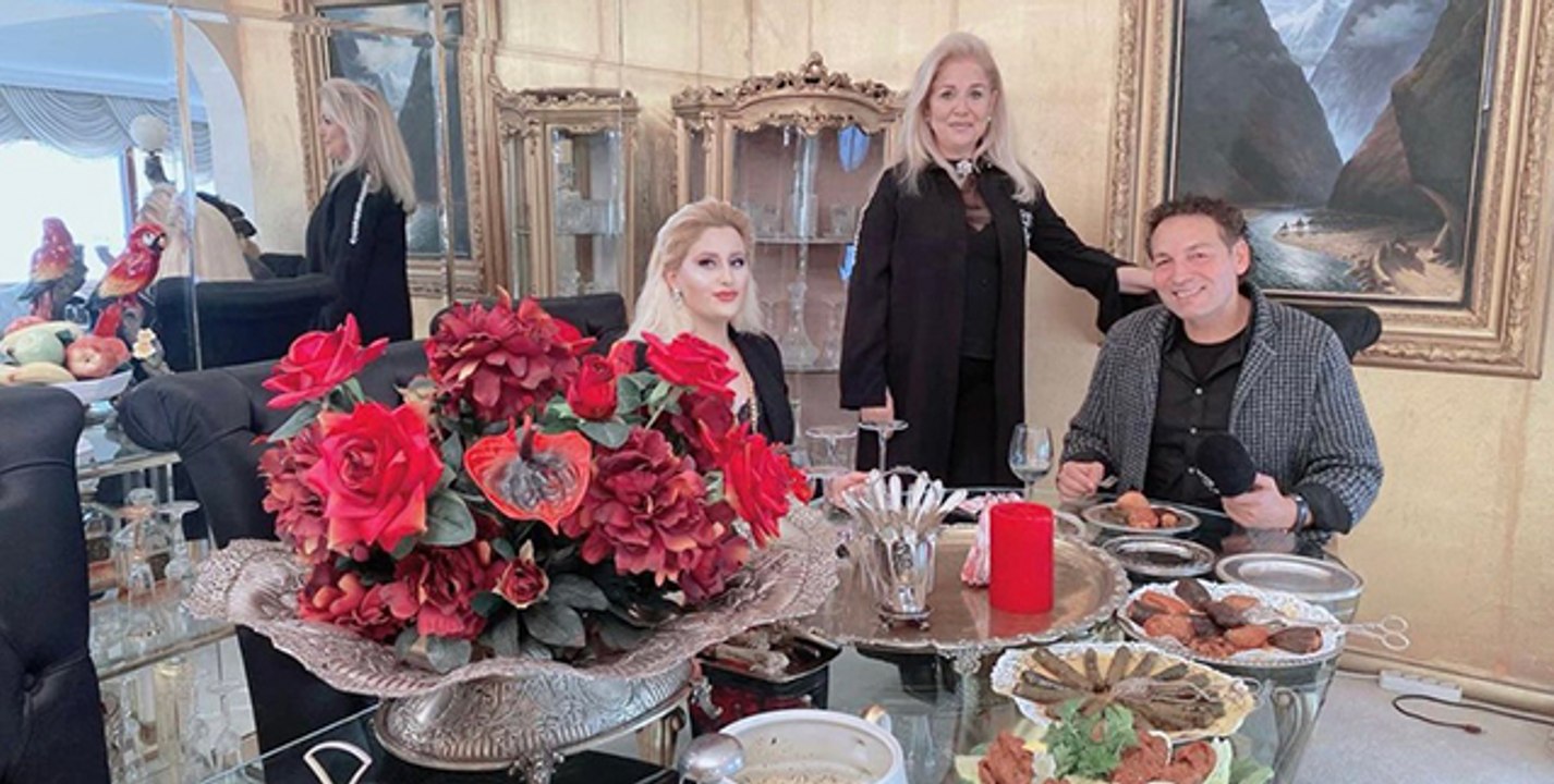 Melisa Özmen...YALISINDA VAHE KILIÇARSLAN'I AĞIRLADI!