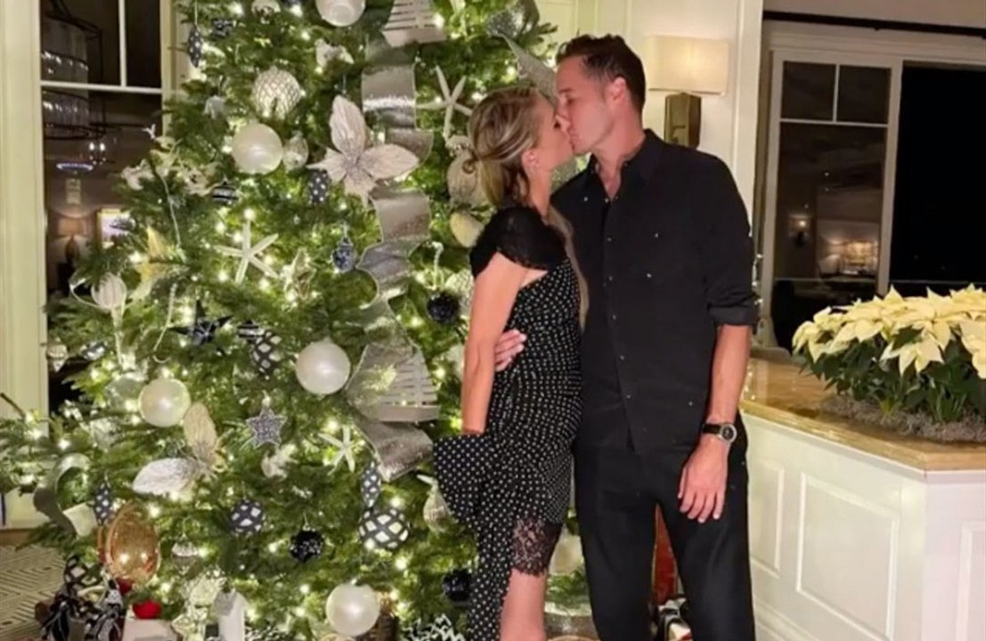 Paris Hilton: Carter Reum ist ihr “Weihnachtswunsch"